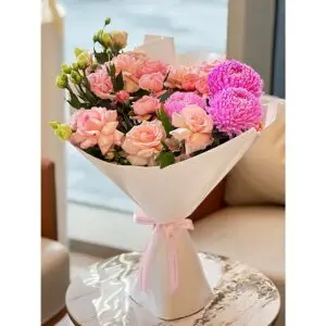 Peach Petal Bouquet with peach garden roses and fuchsia chrysanthemums, White Blossoms flower boutique Dubai Abu Dhabi